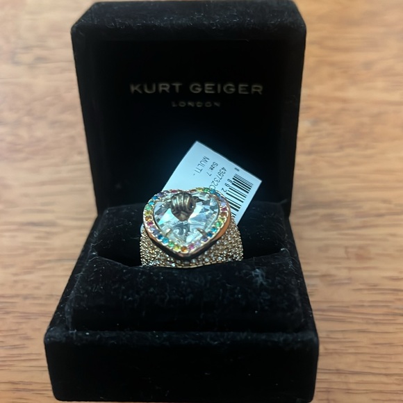 New Ring - Picture 2 of 4